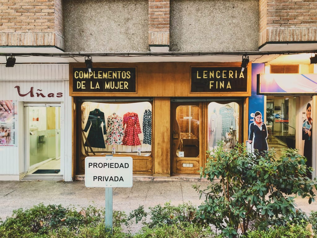 Complementos de la mujer (Madrid)