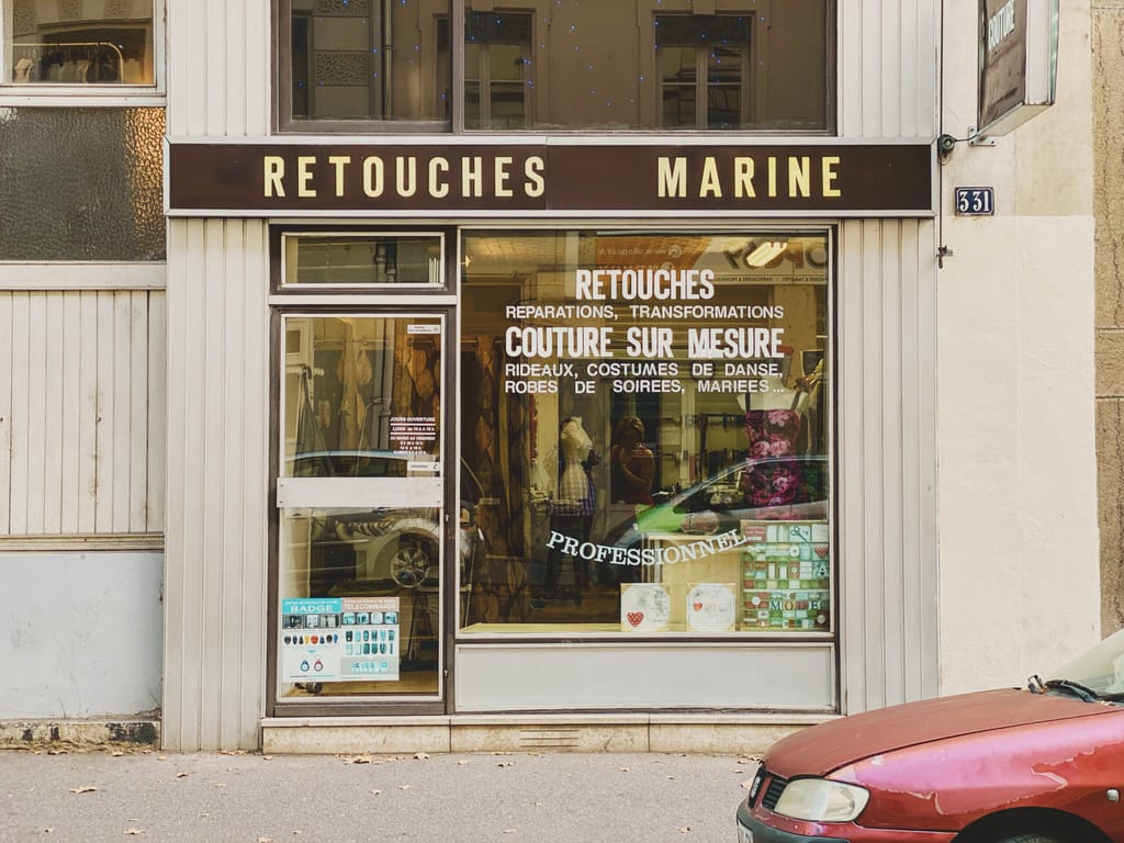 Retouches Marine (Lyon)