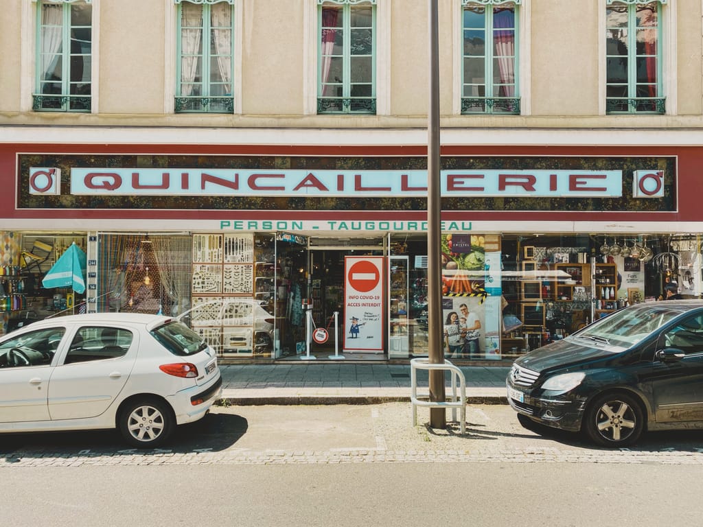 Quincaillerie Person-Taugourdeau (Le Mans)