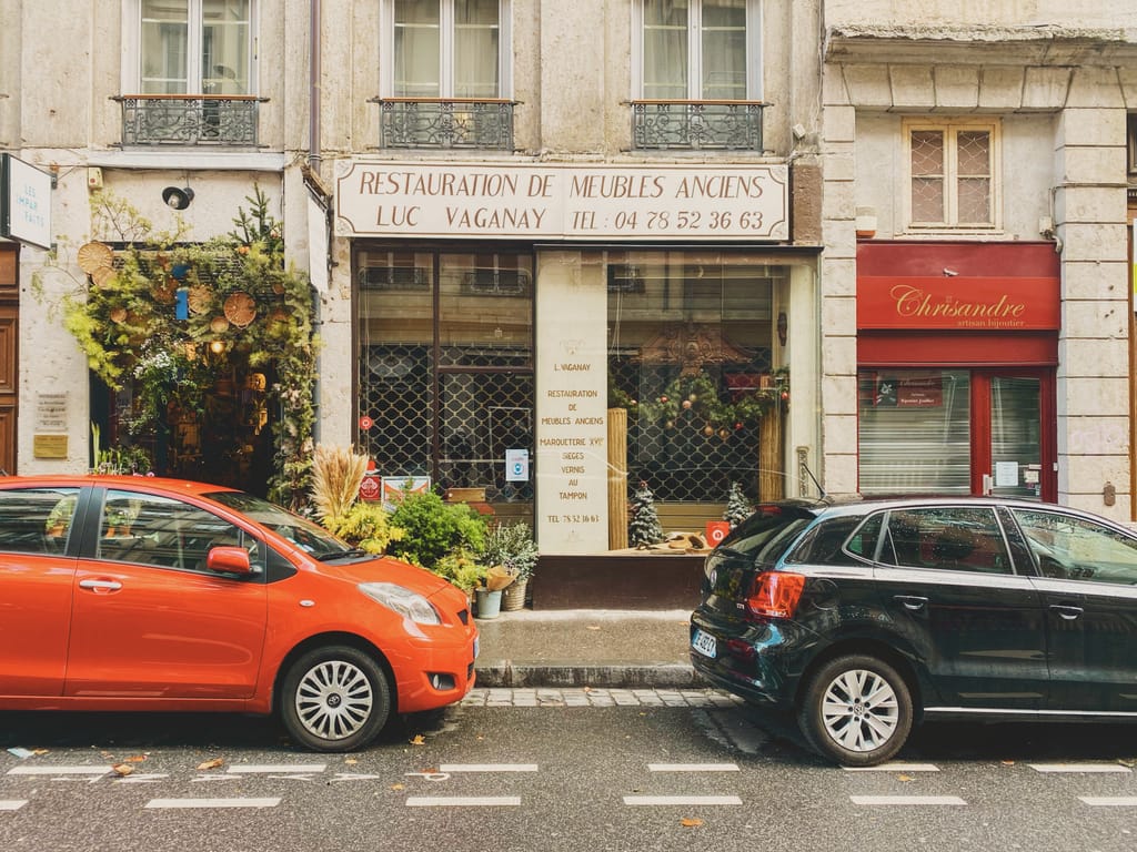 Restauration de meubles anciens (Lyon)