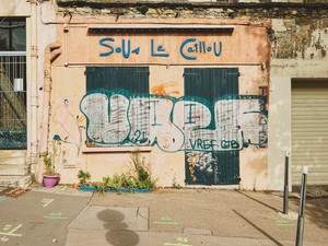 Sous le caillou (Lyon)