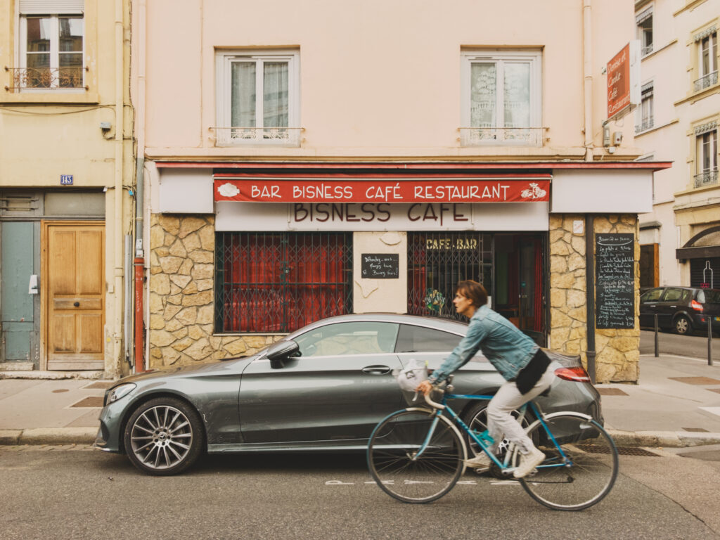 Bisness Café (Lyon)