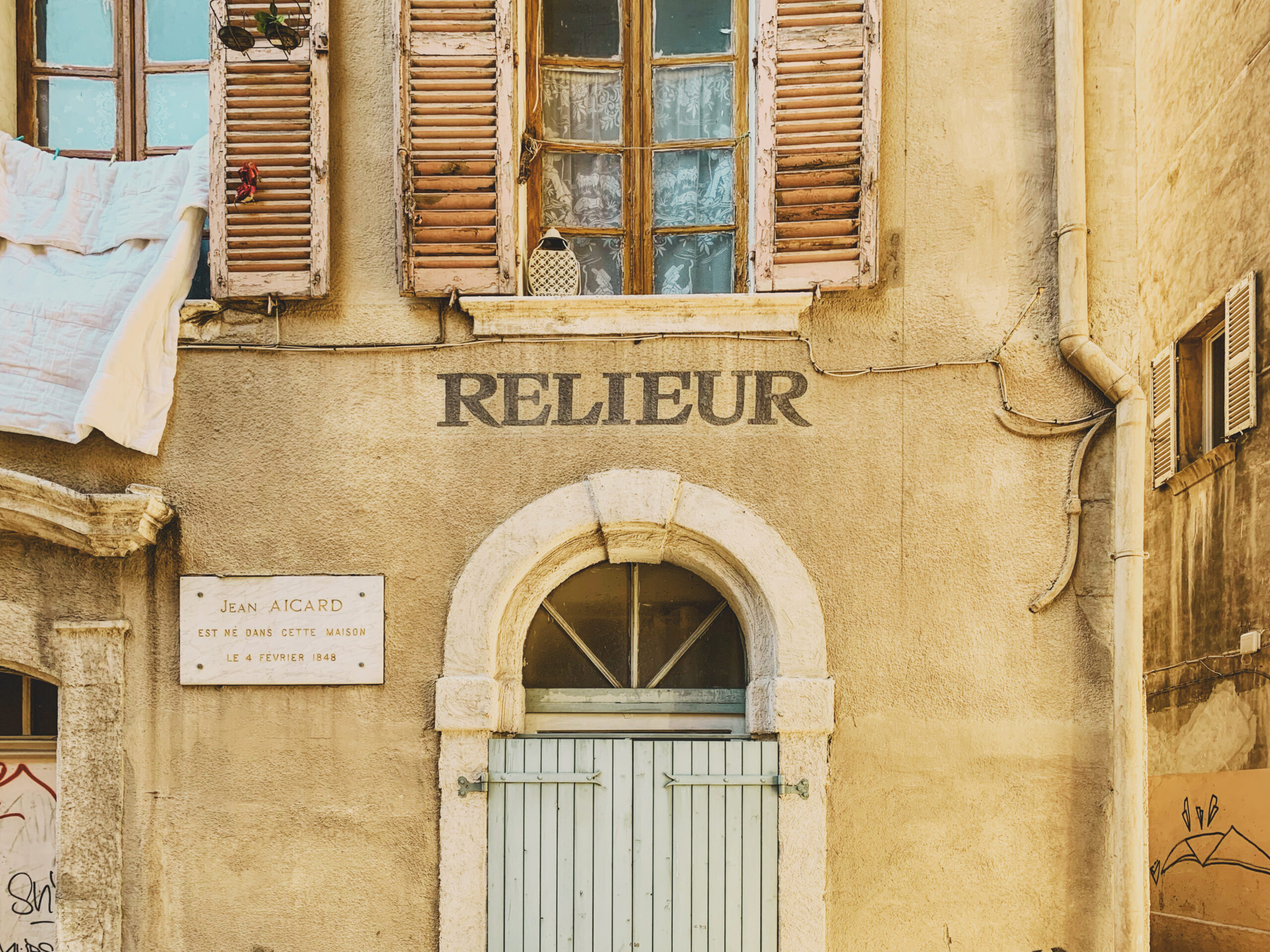Relieur (Toulon)