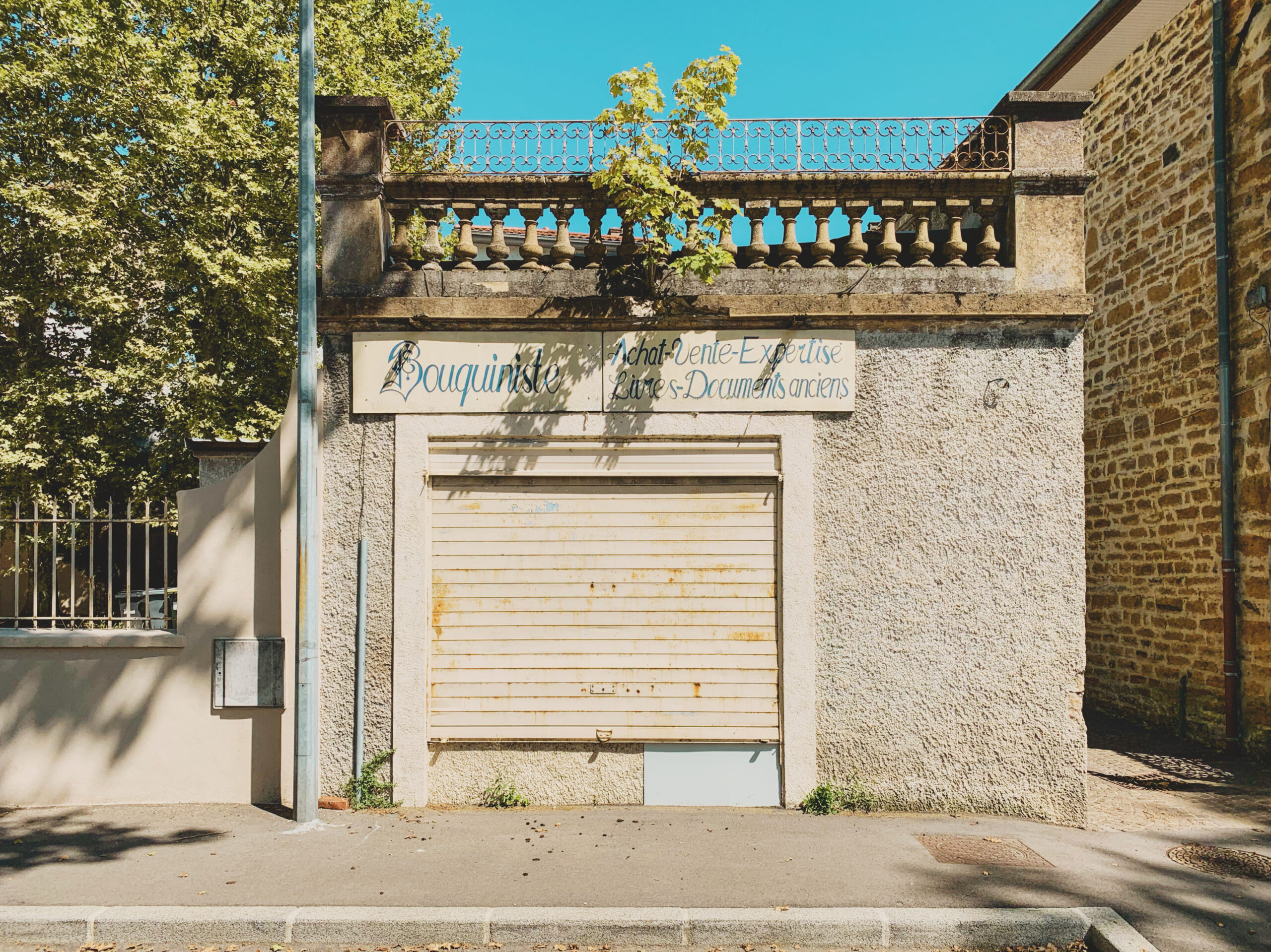 Bouquiniste (Rochetaillée-sur-Saône)